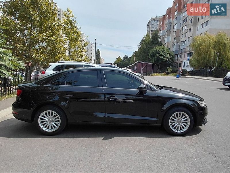 Седан Audi A3 2016 в Одессе