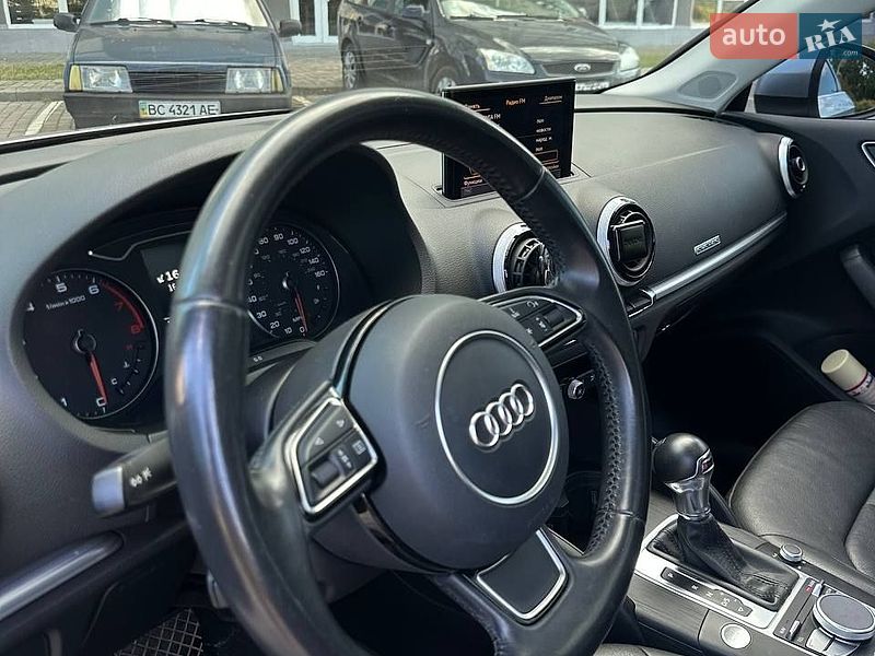 Седан Audi A3 2015 в Івано-Франківську