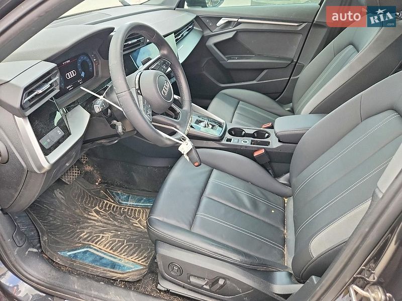 Седан Audi A3 2022 в Львові