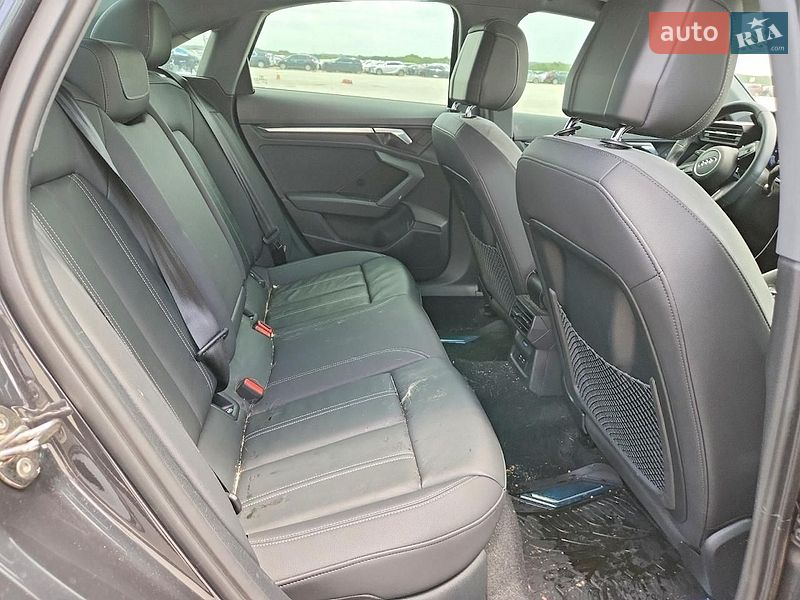 Седан Audi A3 2022 в Львові