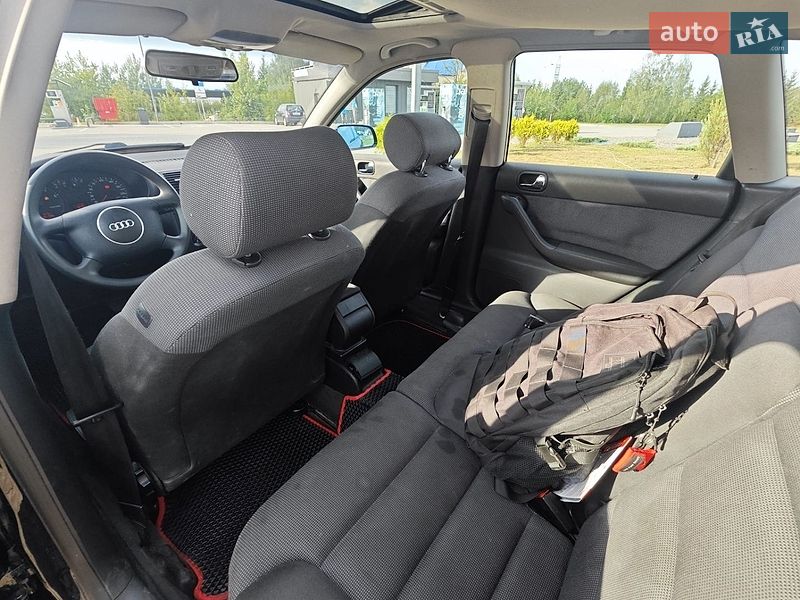 Хэтчбек Audi A3 2001 в Сокале