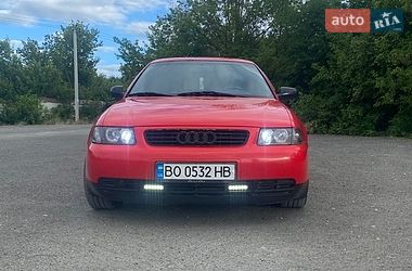 Хетчбек Audi A3 1997 в Волочиську