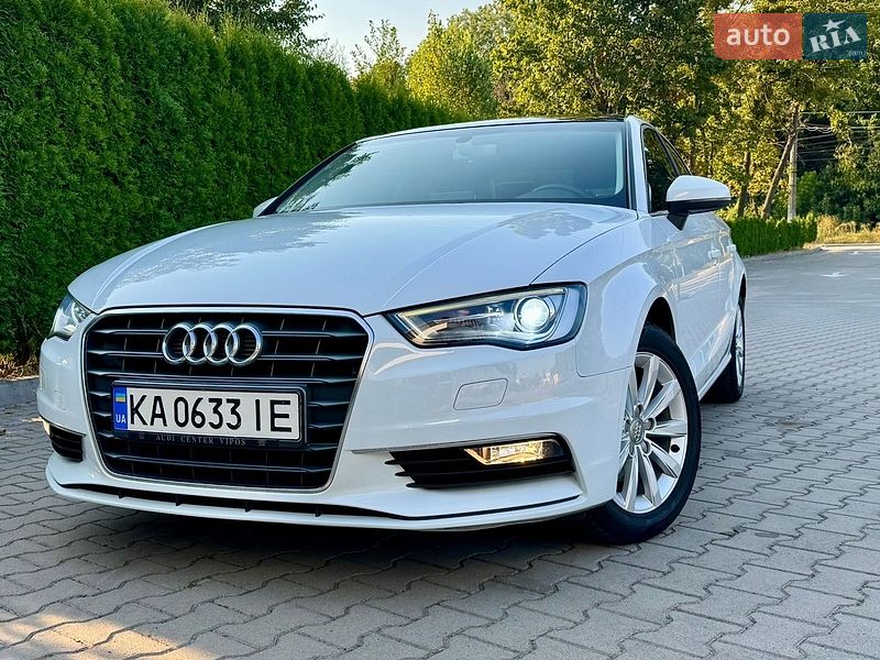 Седан Audi A3 2015 в Виннице