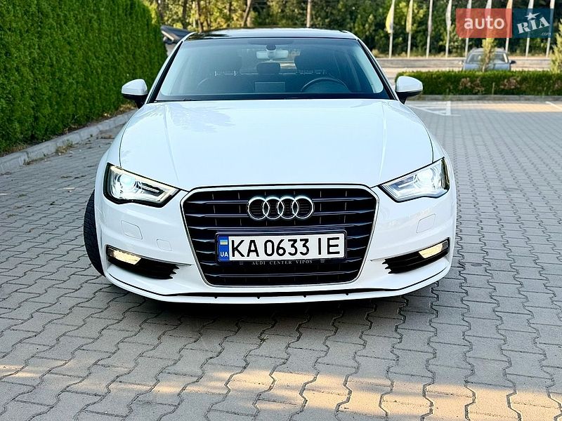 Седан Audi A3 2015 в Виннице