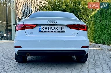 Седан Audi A3 2015 в Виннице