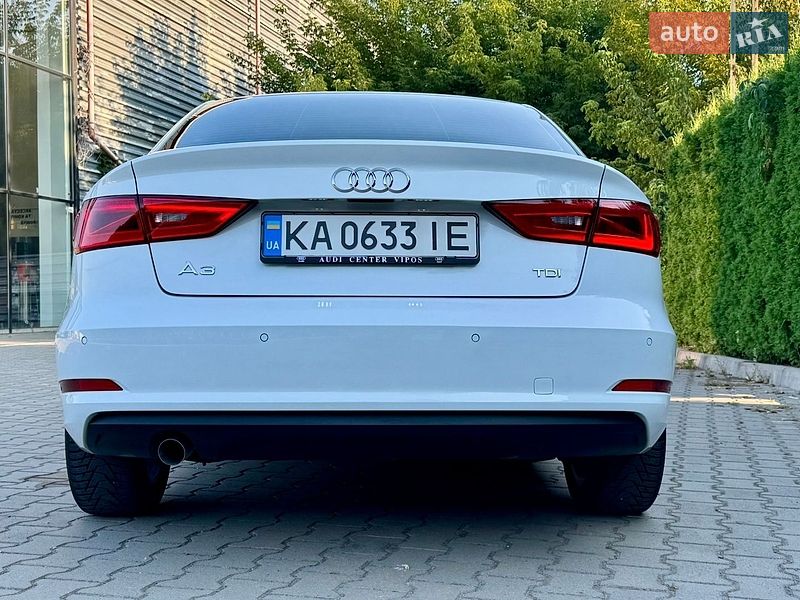 Седан Audi A3 2015 в Виннице