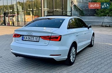 Седан Audi A3 2015 в Вінниці