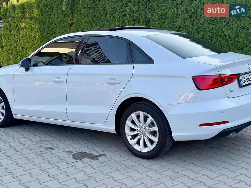 Седан Audi A3 2015 в Виннице