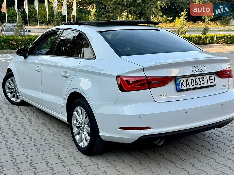 Седан Audi A3 2015 в Виннице