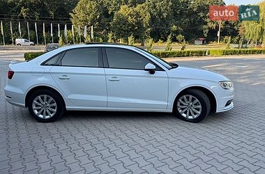 Седан Audi A3 2015 в Виннице