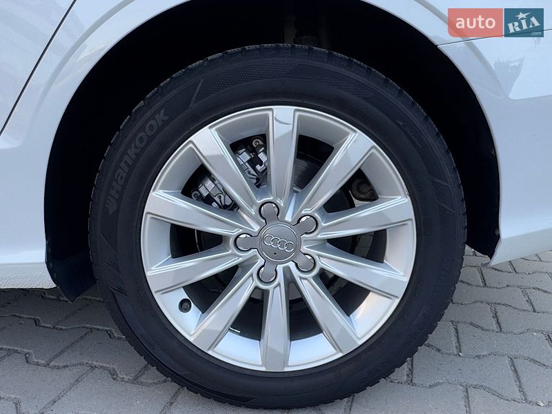 Седан Audi A3 2015 в Вінниці