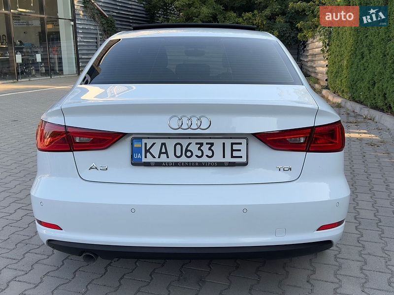 Седан Audi A3 2015 в Виннице