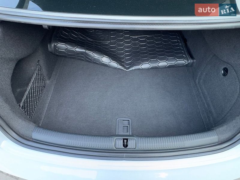 Седан Audi A3 2015 в Вінниці