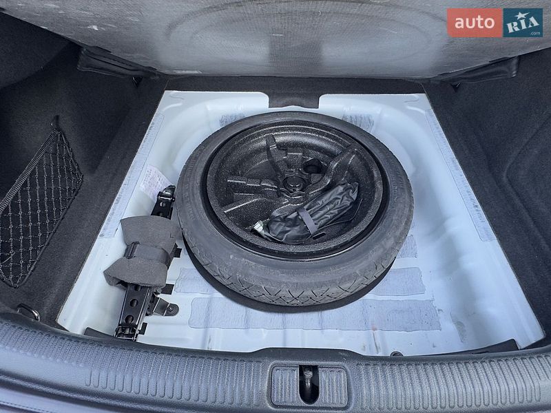 Седан Audi A3 2015 в Виннице