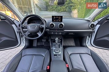 Седан Audi A3 2015 в Виннице