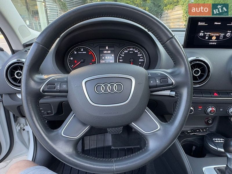 Седан Audi A3 2015 в Виннице
