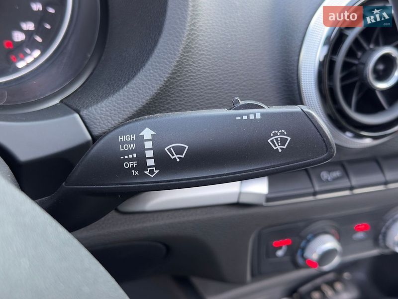 Седан Audi A3 2015 в Виннице