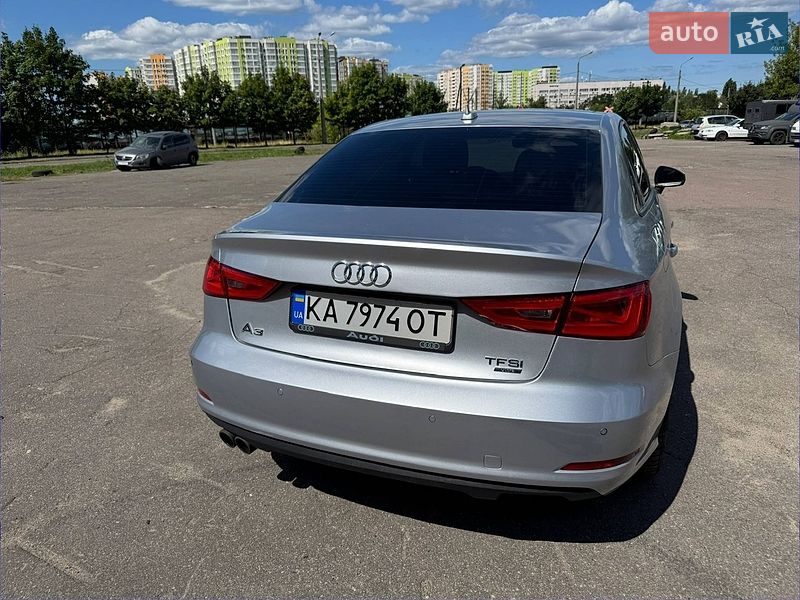 Седан Audi A3 2015 в Киеве