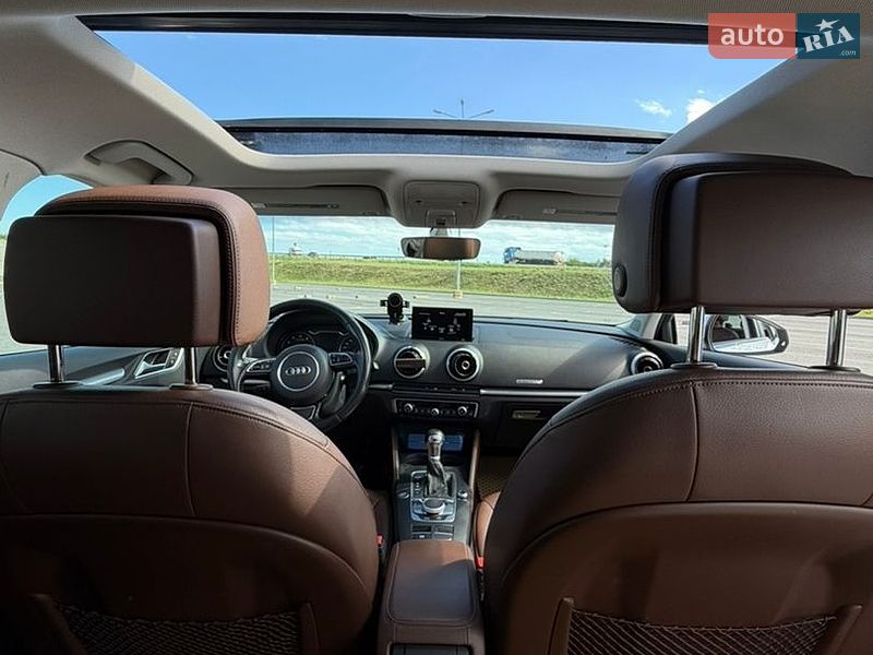 Седан Audi A3 2015 в Львове