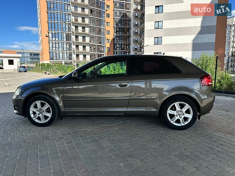 Хэтчбек Audi A3 2011 в Ивано-Франковске