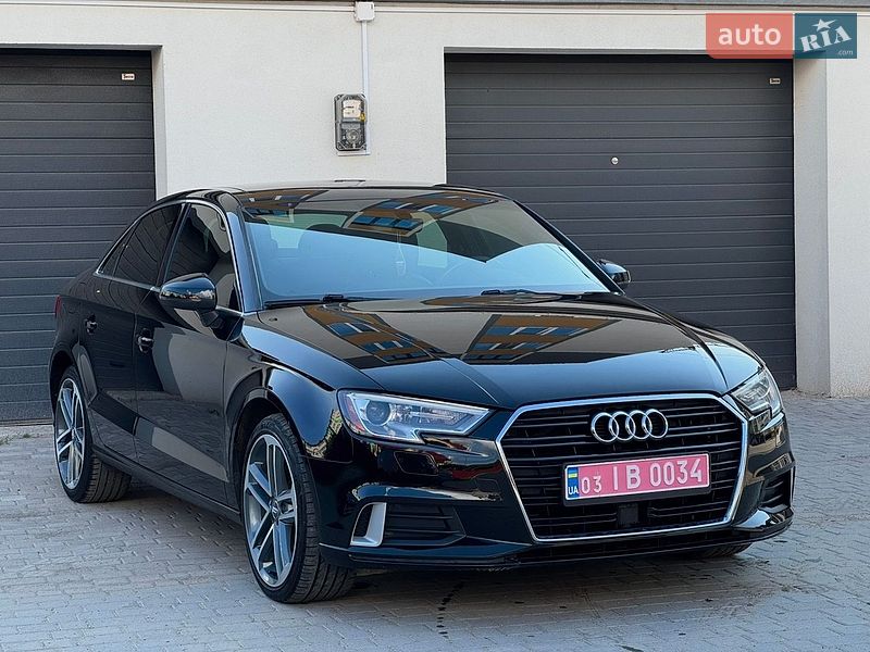 Седан Audi A3 2018 в Старокостянтинові