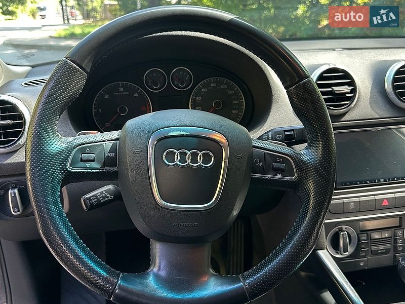 Хэтчбек Audi A3 2012 в Винниках