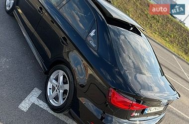 Седан Audi A3 2015 в Львове
