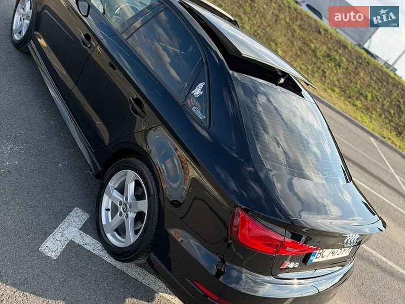 Седан Audi A3 2015 в Львове
