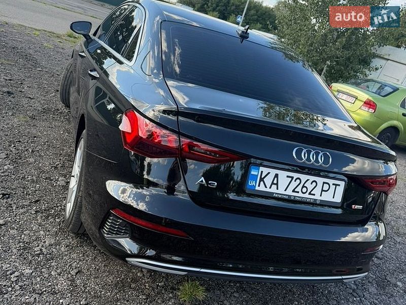 Седан Audi A3 2021 в Киеве