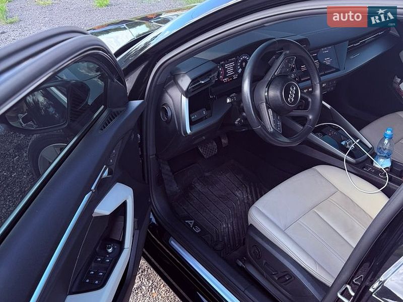Седан Audi A3 2021 в Киеве