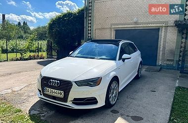 Хетчбек Audi A3 2016 в Умані