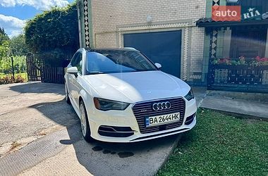 Хетчбек Audi A3 2016 в Умані