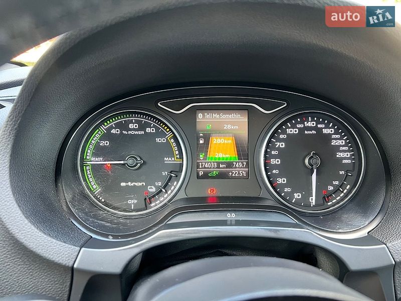 Хетчбек Audi A3 2016 в Умані