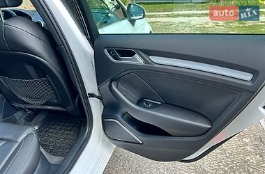 Хетчбек Audi A3 2016 в Умані