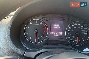 Седан Audi A3 2015 в Звягелі