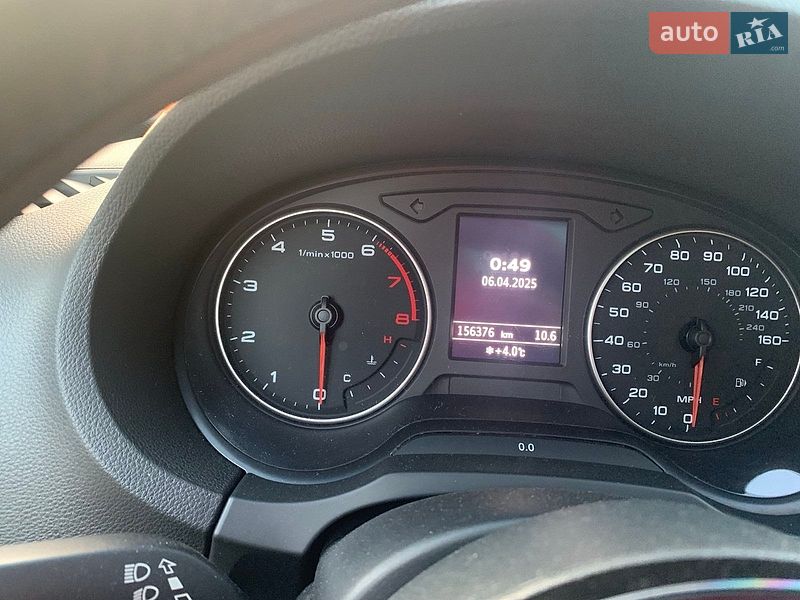 Седан Audi A3 2015 в Звягелі