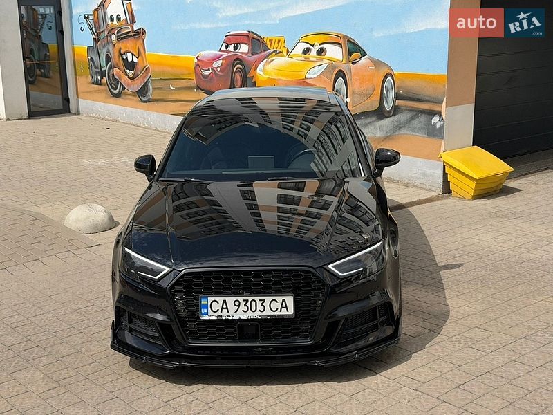 Седан Audi A3 2017 в Львові