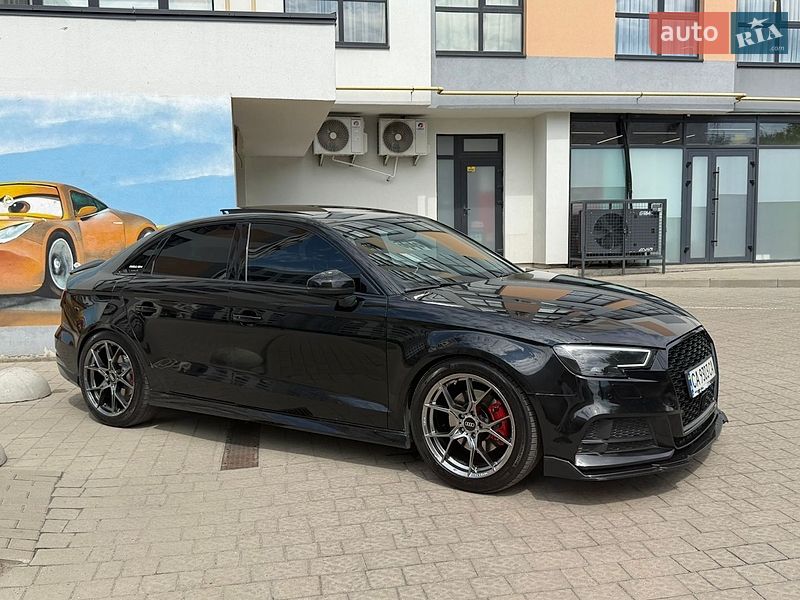 Седан Audi A3 2017 в Львові