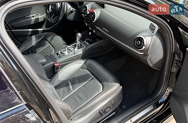Седан Audi A3 2017 в Львові