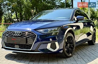 Седан Audi A3 2022 в Дніпрі