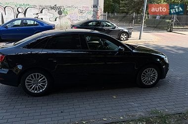 Седан Audi A3 2016 в Києві
