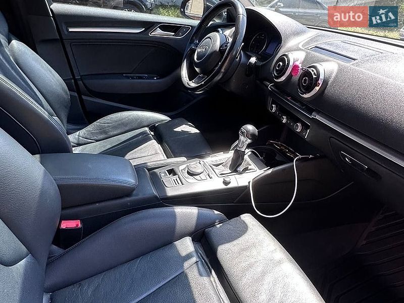 Седан Audi A3 2015 в Києві