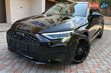 audi a3 2023 в Черновцы от профессионального продавца Богдан