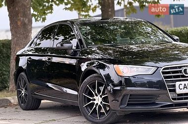 Седан Audi A3 2015 в Стрые