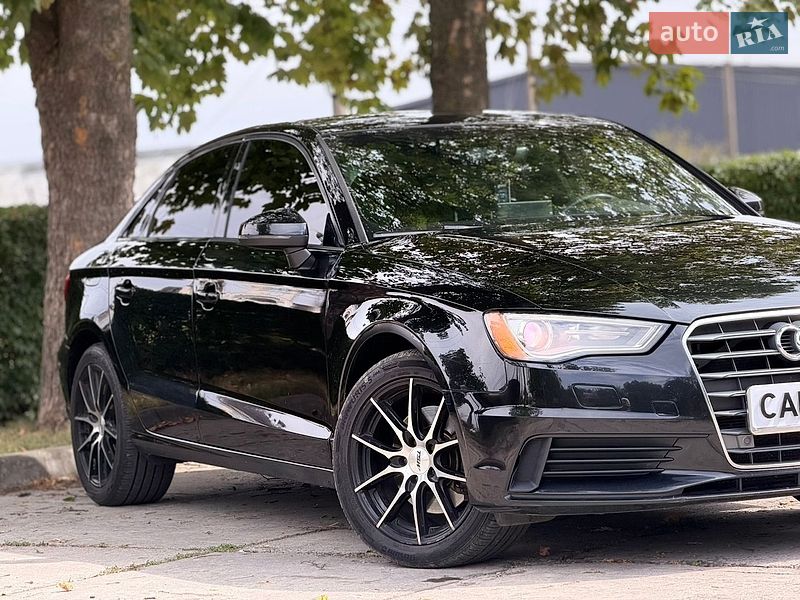 Седан Audi A3 2015 в Стрые