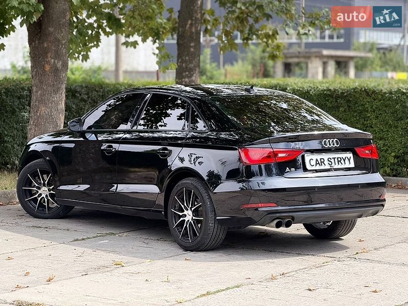 Седан Audi A3 2015 в Стрые