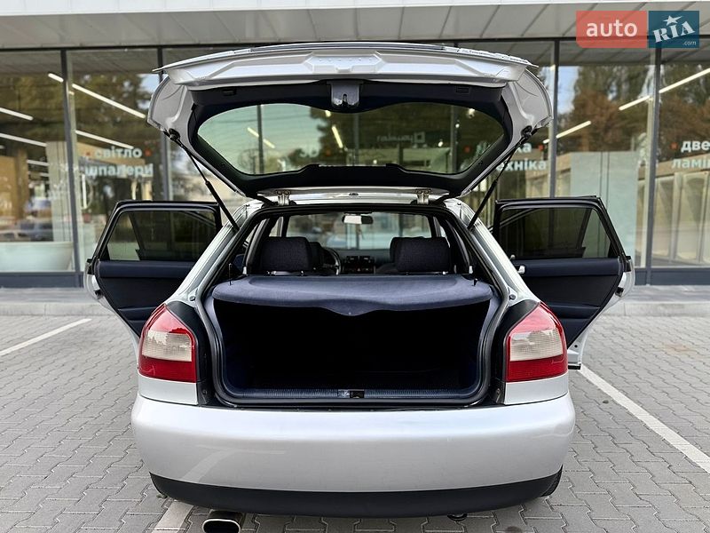 Хэтчбек Audi A3 2003 в Хмельницком