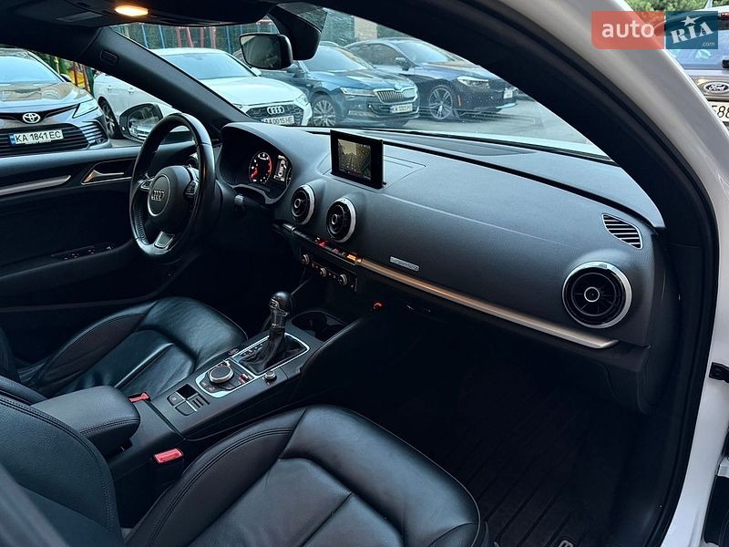 Седан Audi A3 2015 в Києві