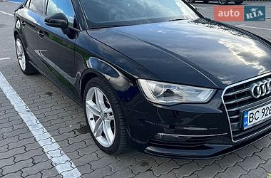 Седан Audi A3 2014 в Ивано-Франковске