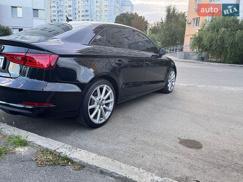 Седан Audi A3 2015 в Харькове